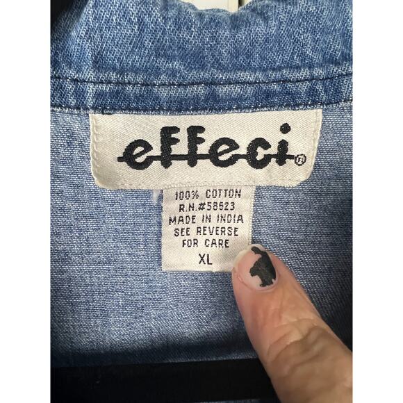 VTG Effeci Denim Short Sleeve Blouse Top Embroidered Dogs/Puppies Size XL - Picture 2 of 7